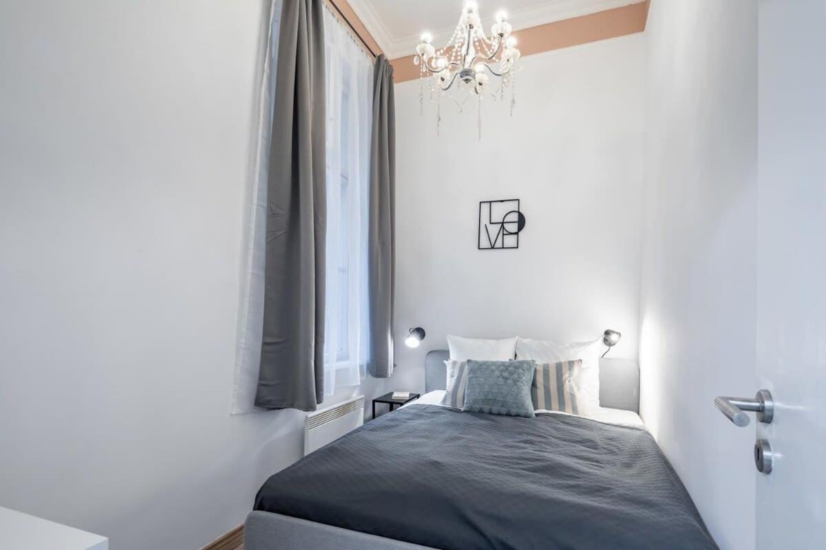 New Central And Convenient Budapest Exterior foto